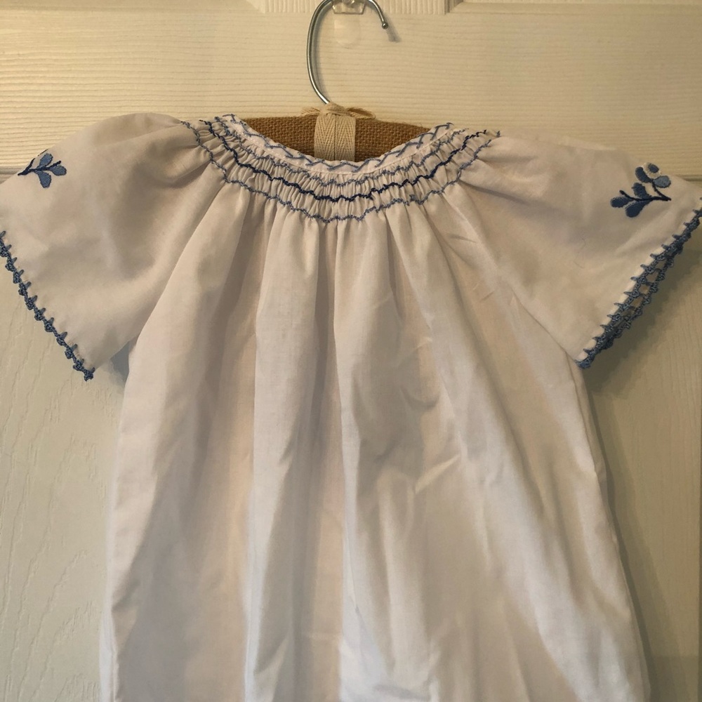 Embroidered Linen Shirt - Picture 4 of 6